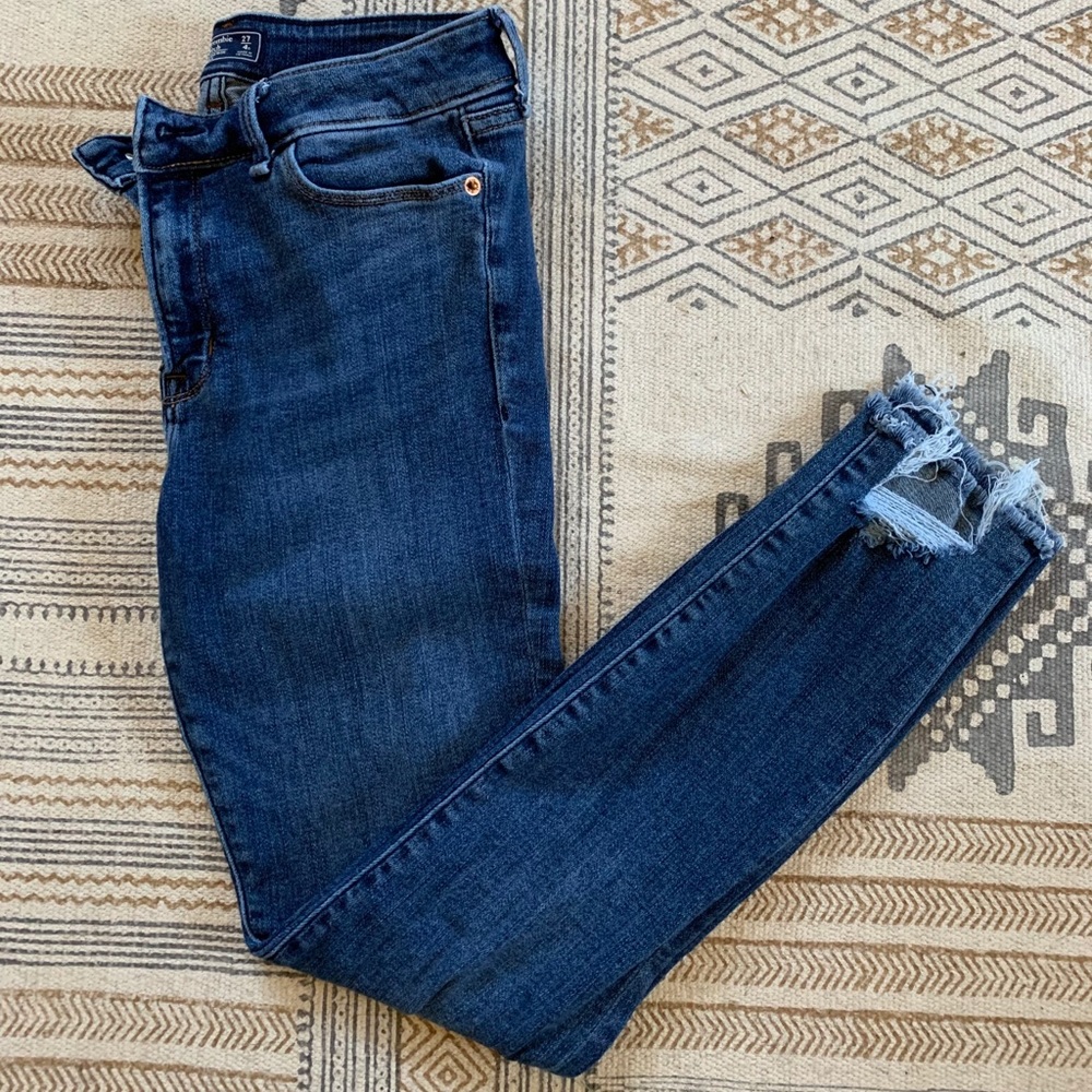 Abercrombie and Fitch low rise ankle jeans